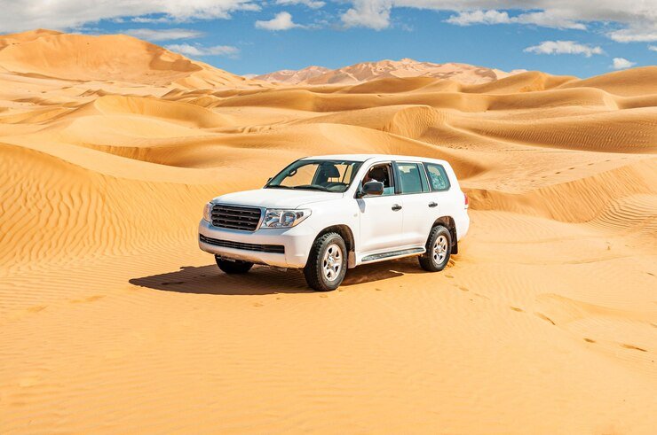 jeep-safari-omani-rub-alchali-desert_846485-5553